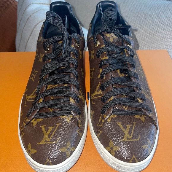 Louis Vuitton front row sneaker size 9 - Picture 1 of 5